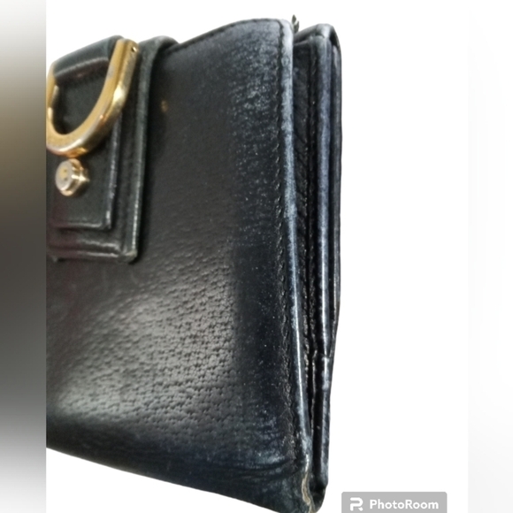 Gucci Women's Pebbled Leather Black Fold-over Wallet Gold D-Ring Detail - Picture 6 of 13